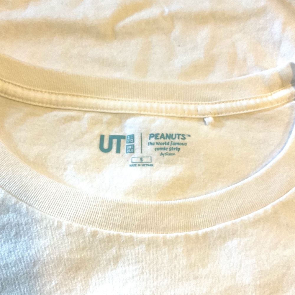 🌱Uniqlo White Snoopy Hawaii Women's Tee - Picture 3 of 6